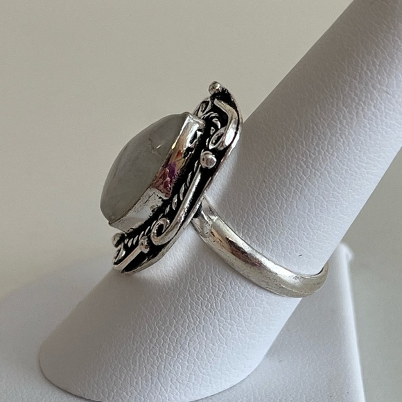 925 SILVER OVERLAY GEMSTONE RING RAINBOW MOONSTONE SIZE 8.25 - Picture 3 of 6